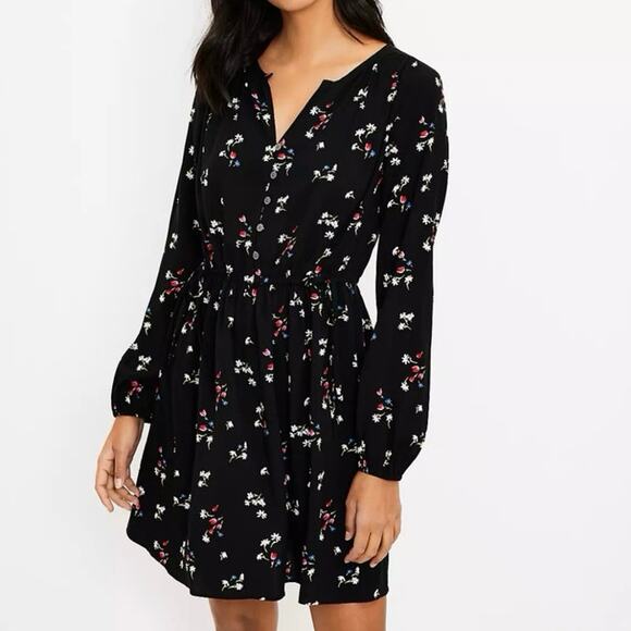loft Dresses & Skirts - LOFT Petites Floral Side Tie Button Dress Black Long Sleeve Size Large Petite